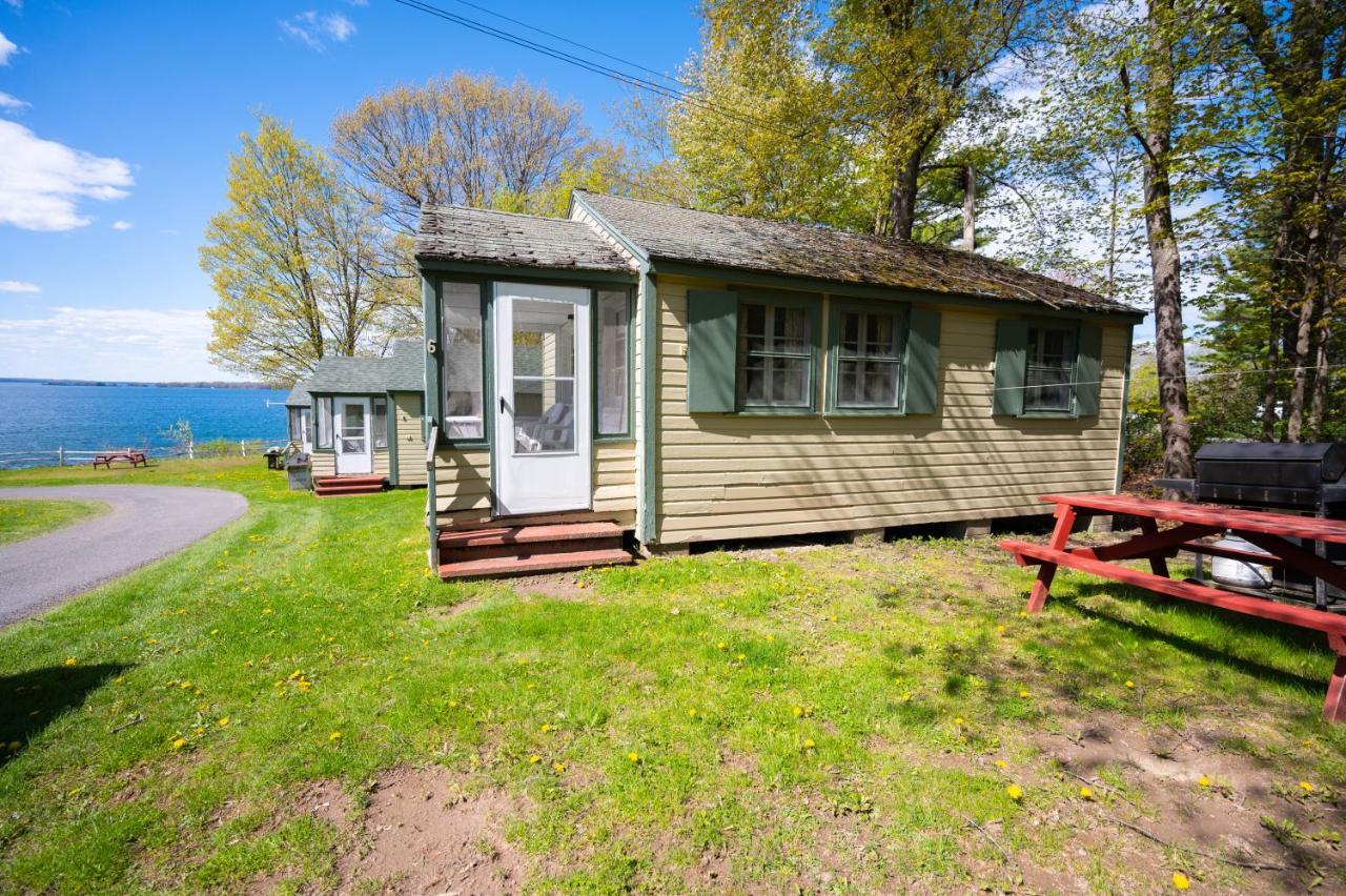 Fair Wind Motel And Cottages Clayton Exteriör bild