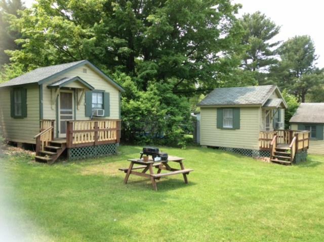 Fair Wind Motel And Cottages Clayton Exteriör bild